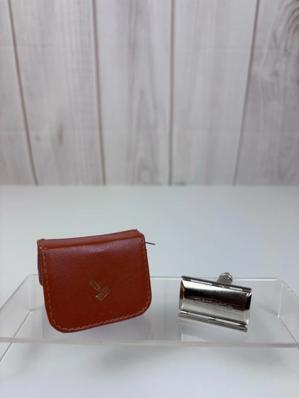 Vintage Gillette Travel Tech Safety Razor Leather Case Compact Silver Brown